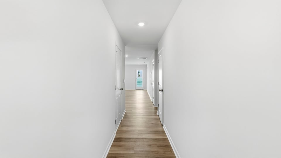 Foyer to kitchen.