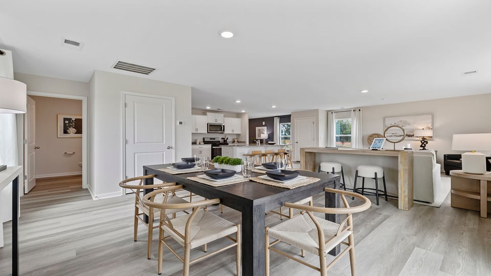 DIning area next to the kitchen.