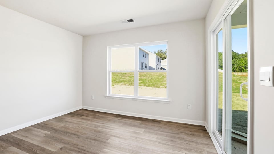 Dining area in the kitchen.