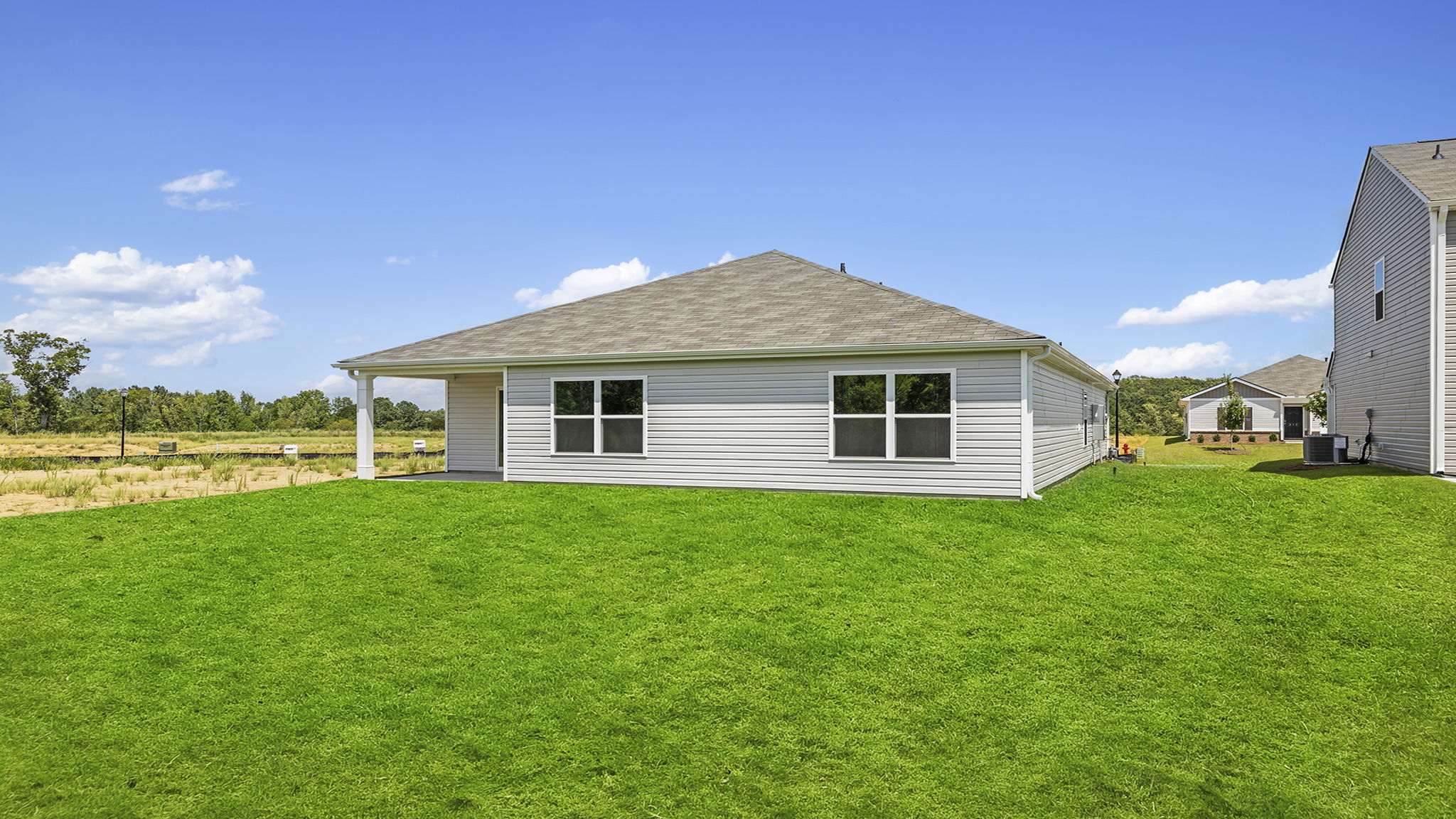 Back exterior view of the Cali.