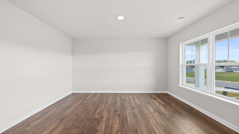 Flex room with window.