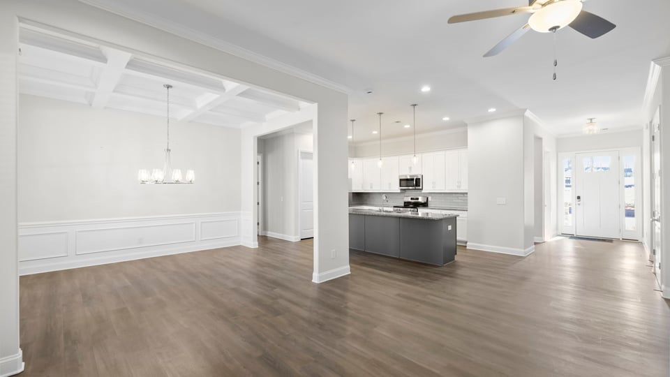 Livingroom with fireplace.