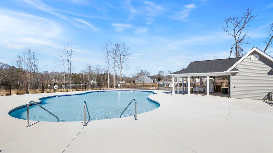 Pool and Cabana as amenities.