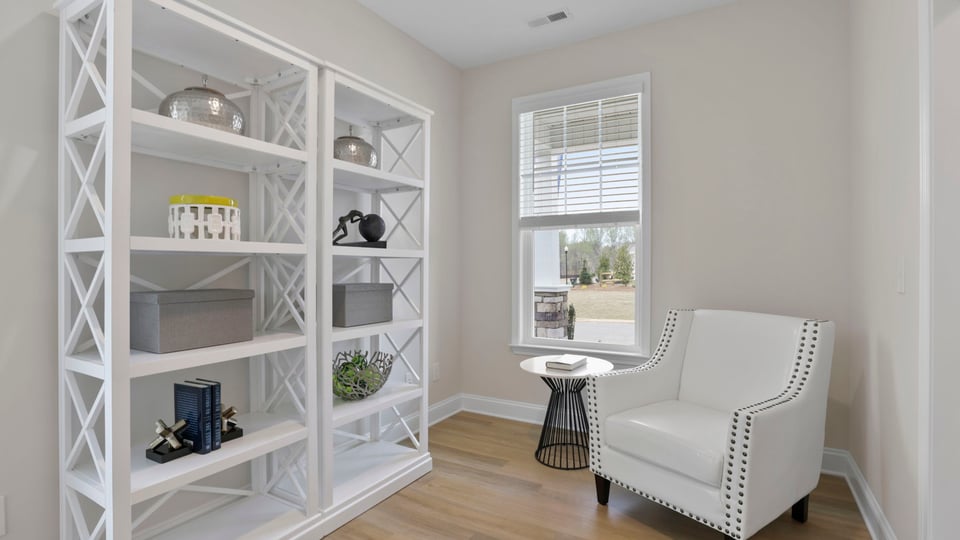 Flex space with window.