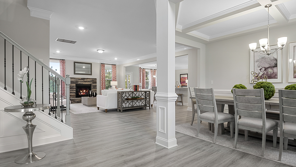 Foyer to kitchen.
