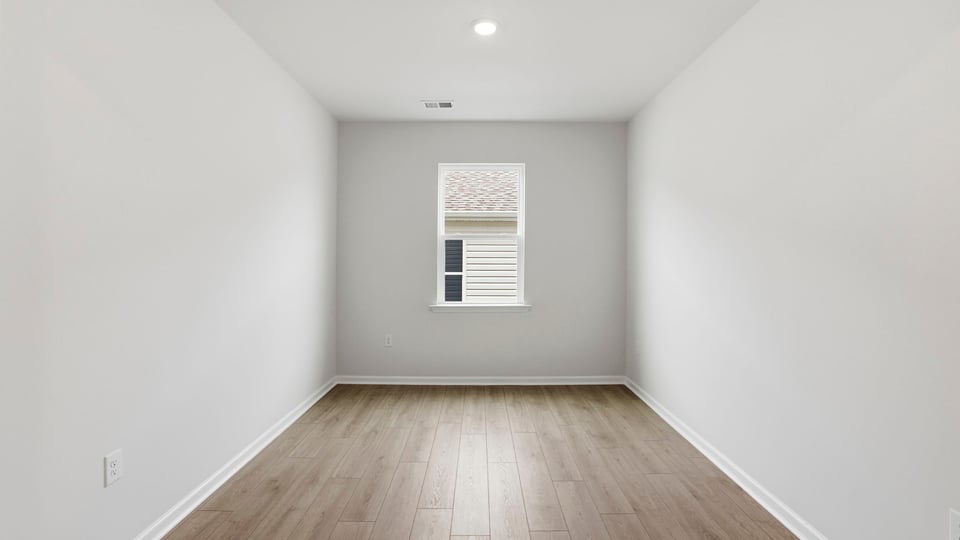 Flex room with window.