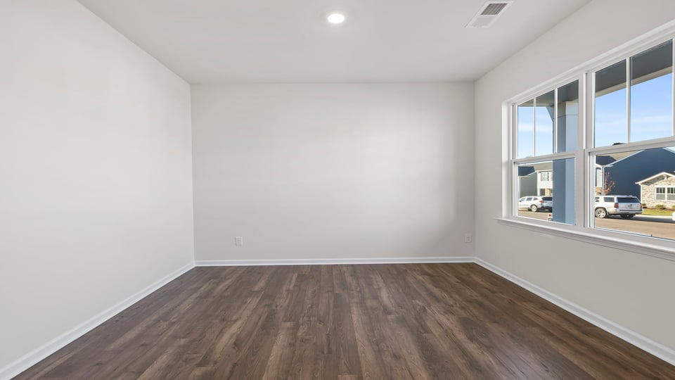 Flex room with window.