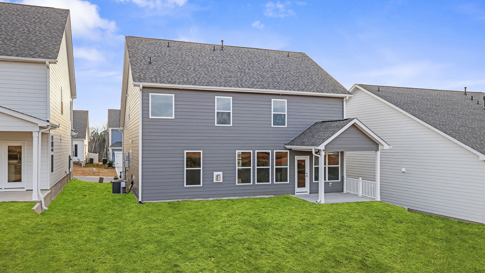 Back exterior view of the Fleetwood.