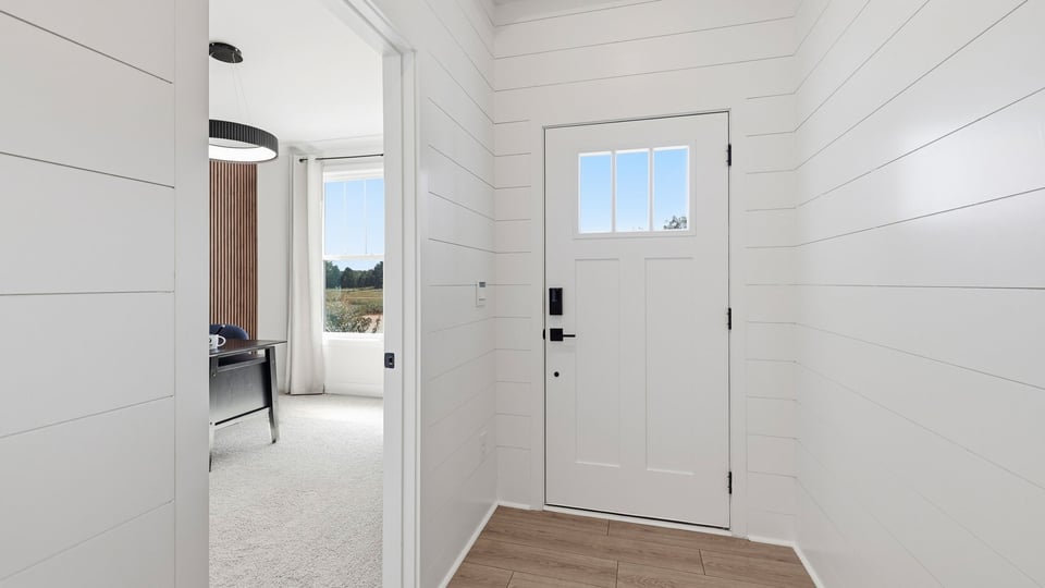 Foyer to kitchen.