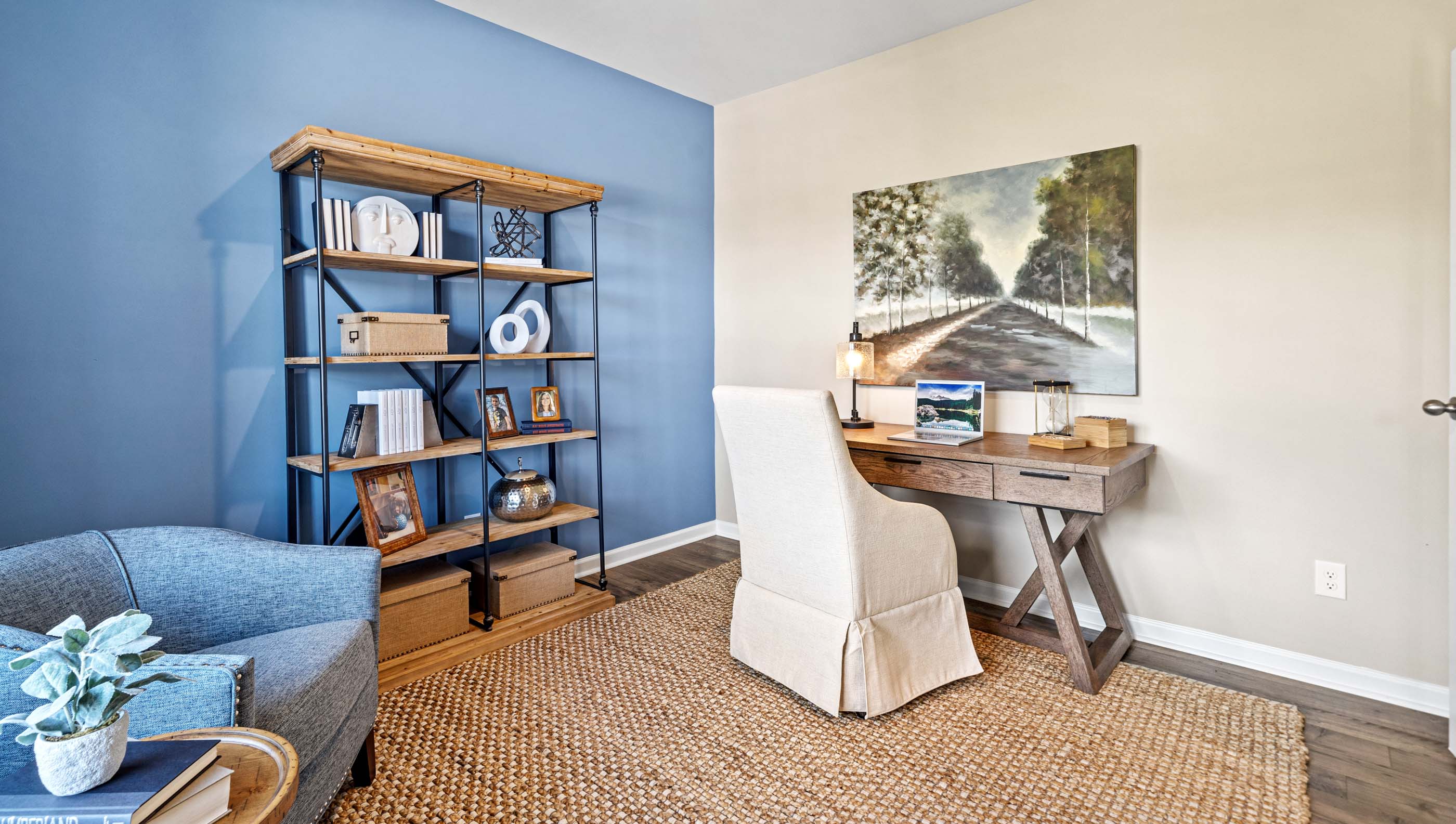 Flex room with windows.