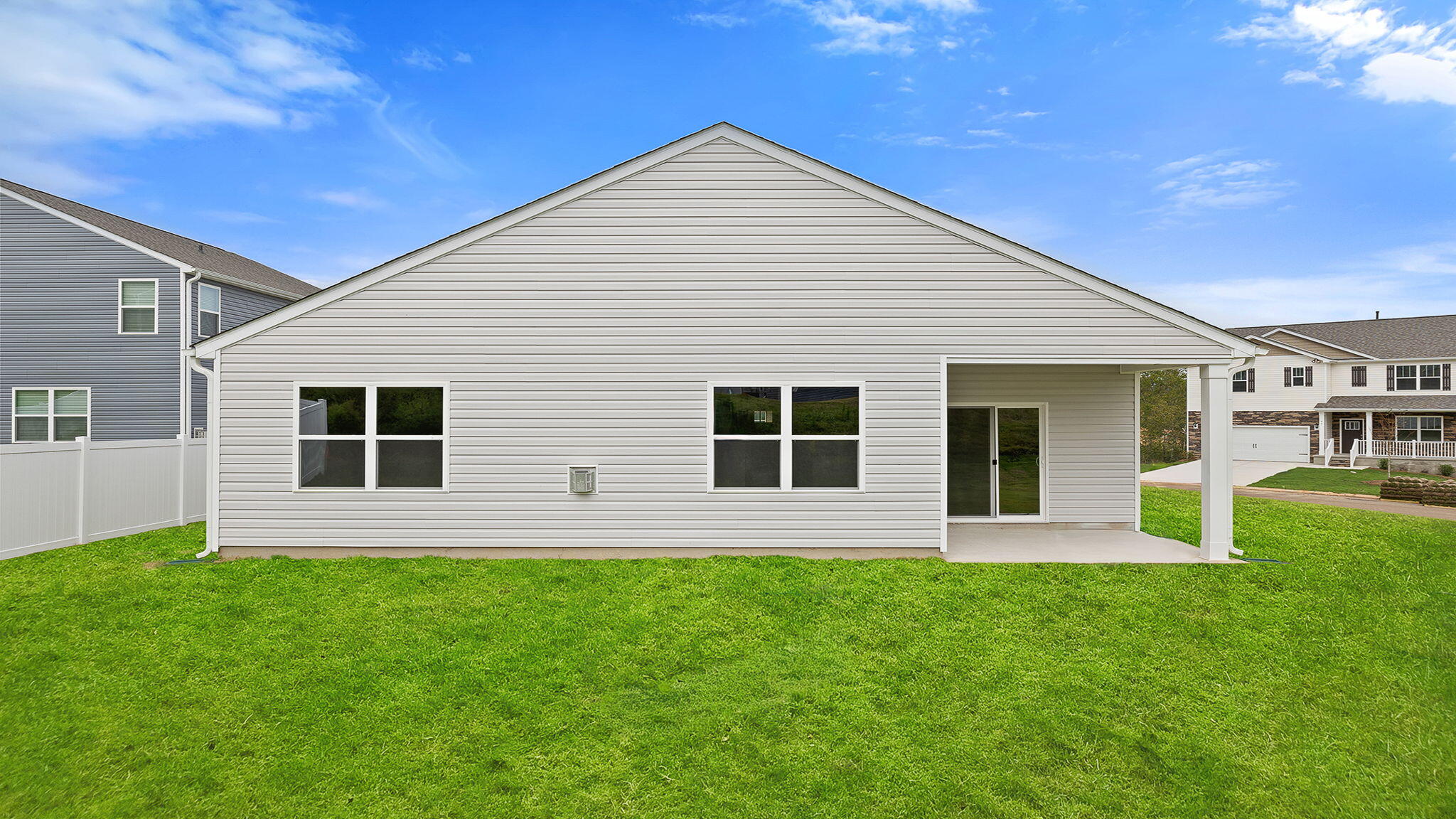 Back exterior view of the Cali.