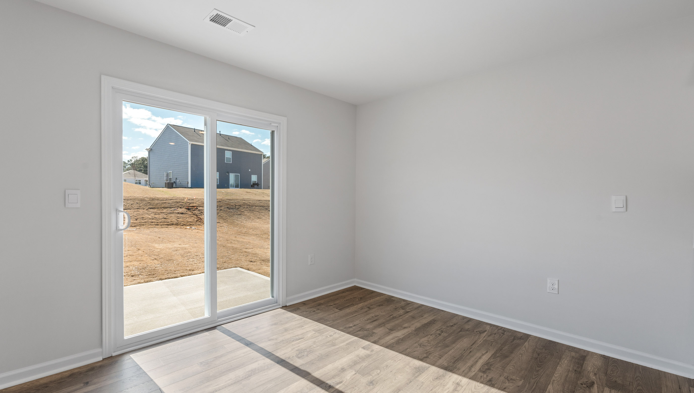 Breakfast area with sliding doors.