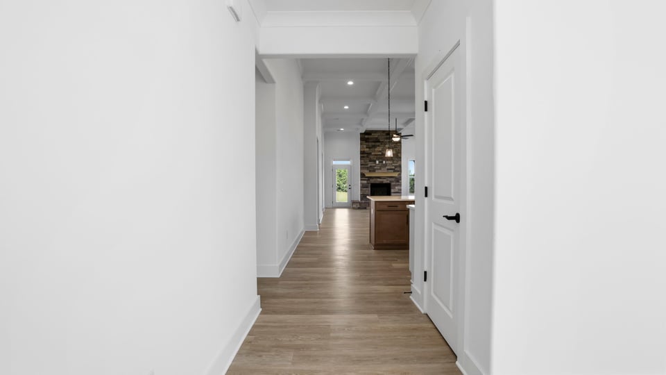 Foyer to kitchen.