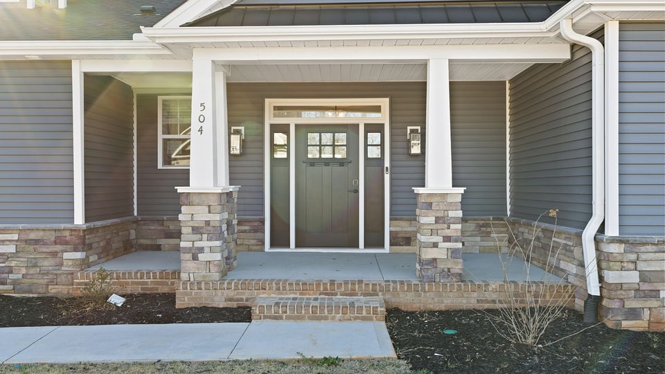 Front exterior of the Shadowood Model.