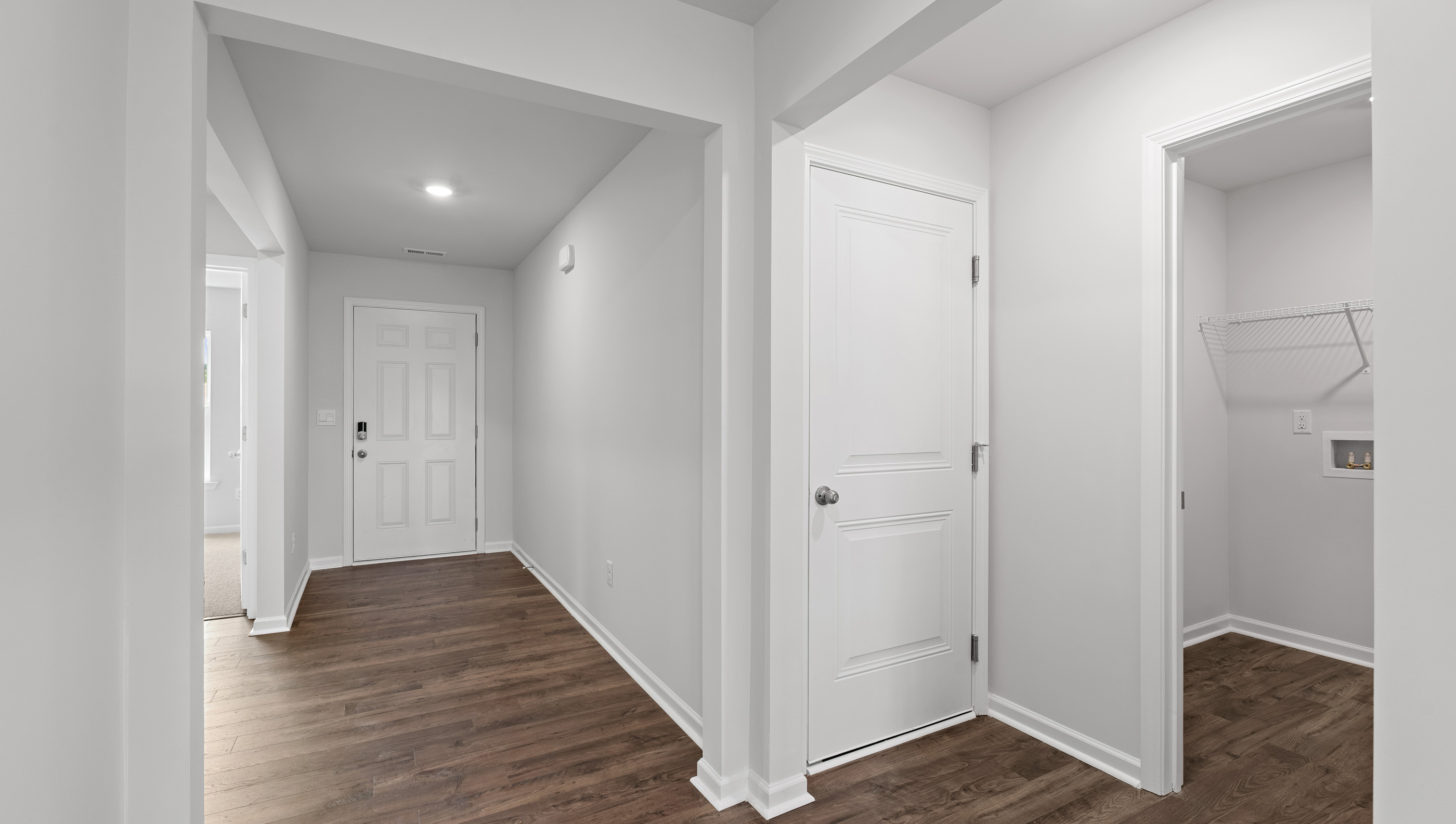 Hallways to kitchen.