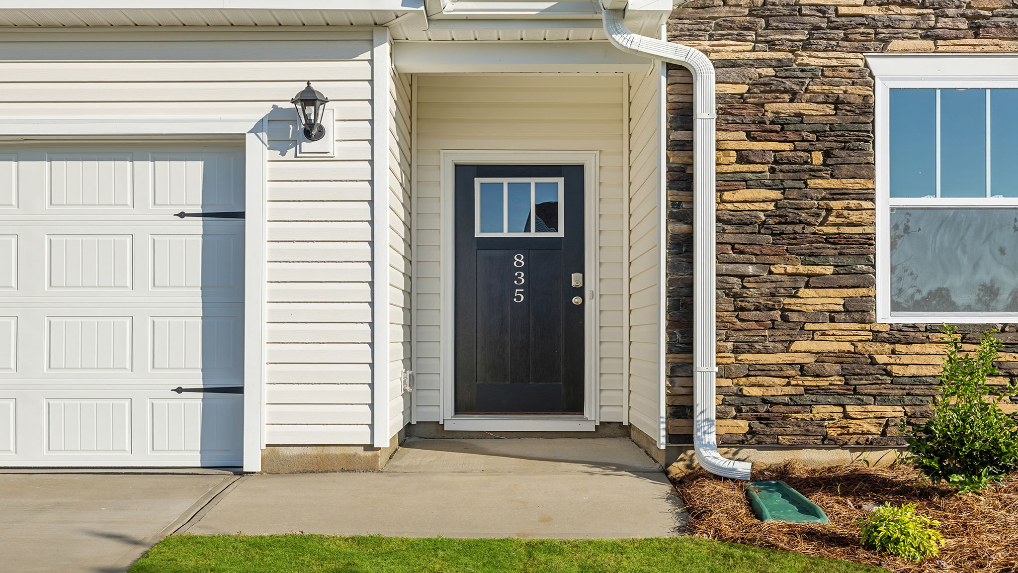 Exterior Front of home.