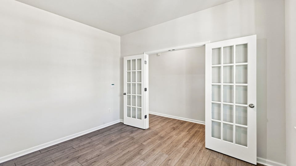 Flex space with window.