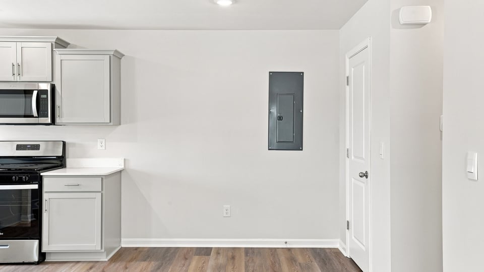 Living room th windows.
