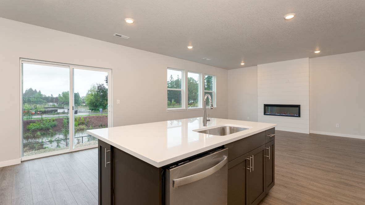 Landau Heights kitchen
