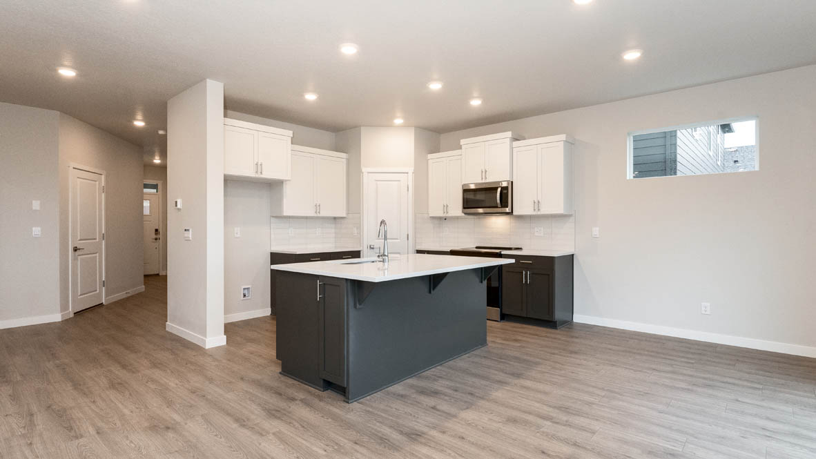 Landau Heights kitchen