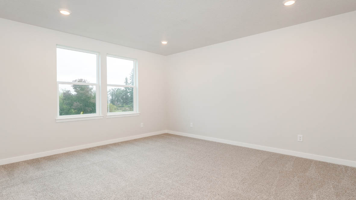 Landau Heights primary bedroom