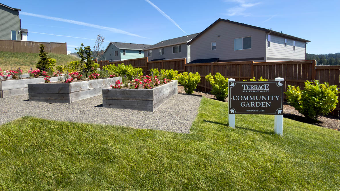 Terrace at Pleasant Valley Garden Photo