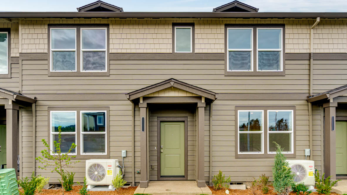 Terrace at Pleasant Valley Woodbridge Y