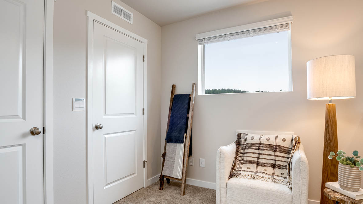 Butler Creek Crossing upstairs hall