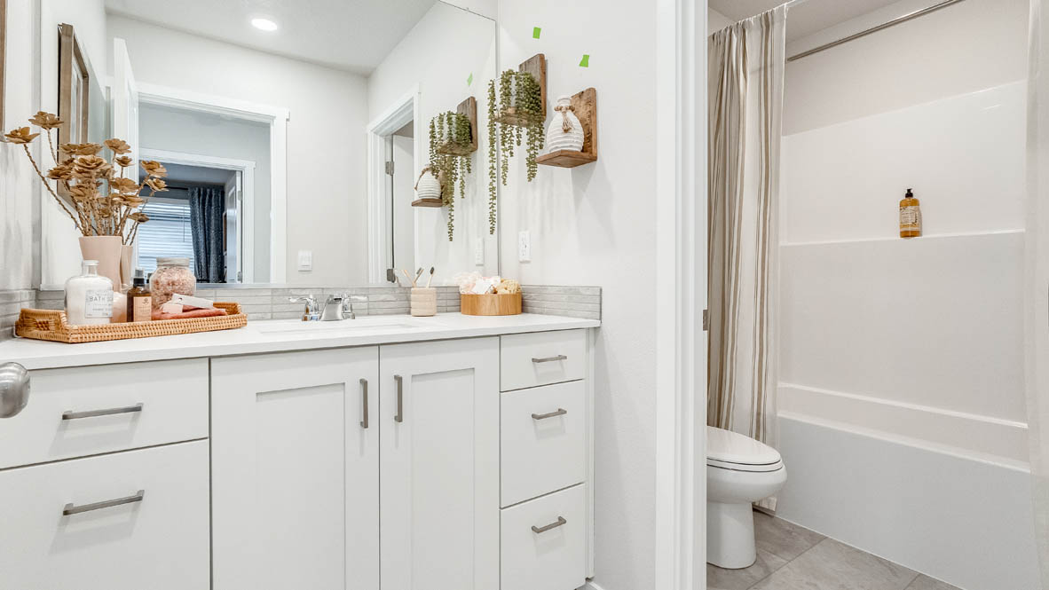 Butler Creek Crossing Secondary Bathroom with single sink vanity