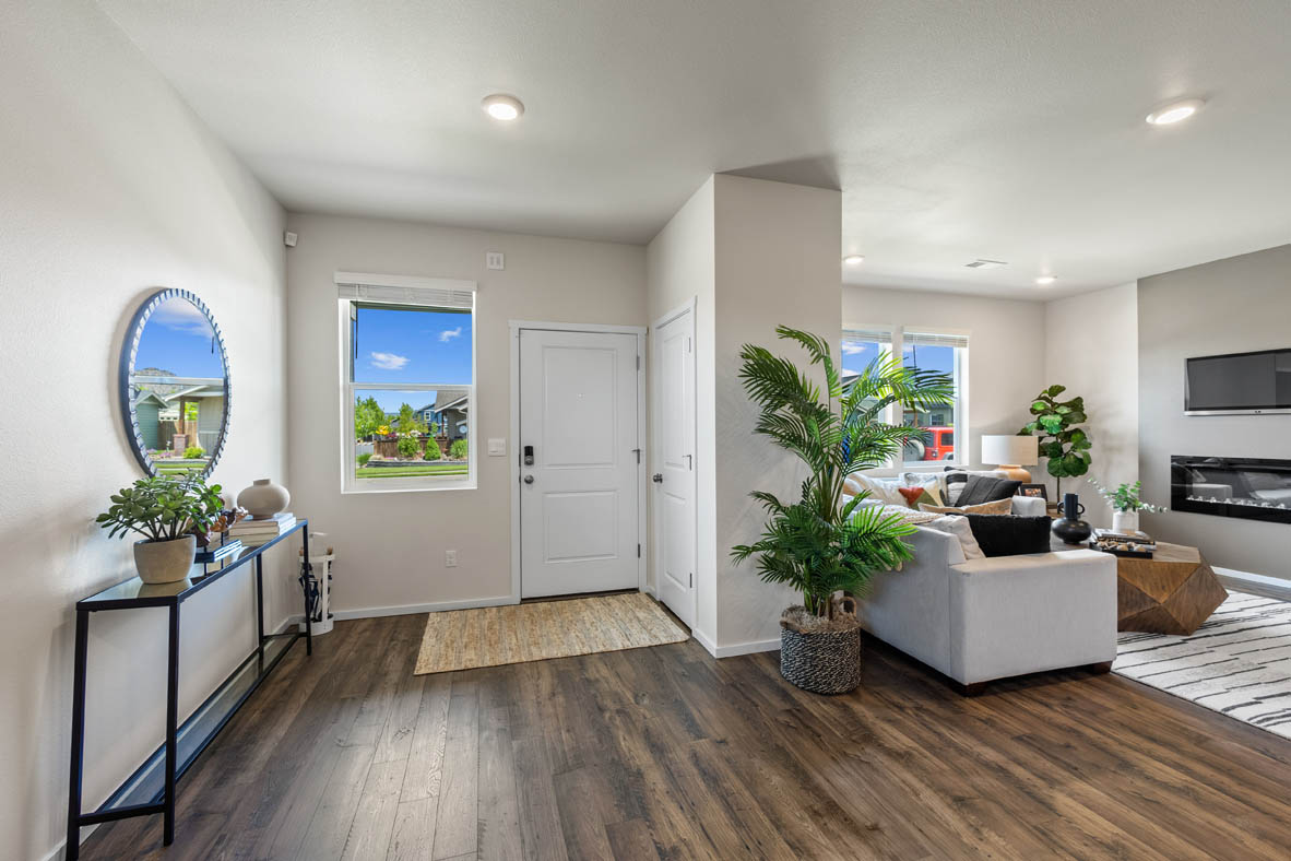 New Homes in Iron Horse Prineville, OR D.R. Horton