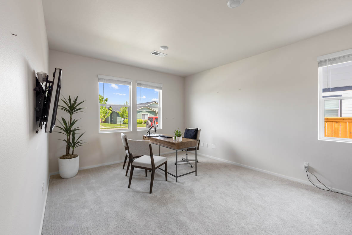 New Homes in Iron Horse Prineville, OR D.R. Horton