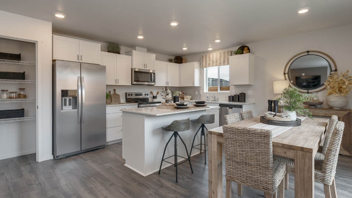 Bailey Meadows S060 Kitchen