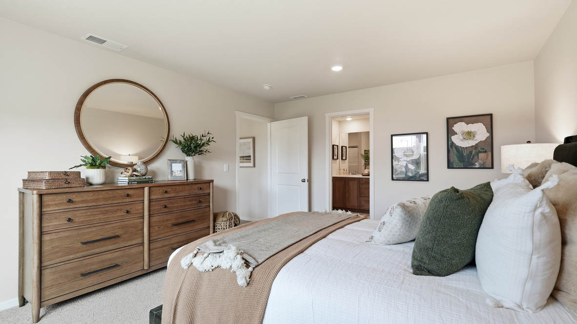 Bailey Meadows WR40 Bedroom
