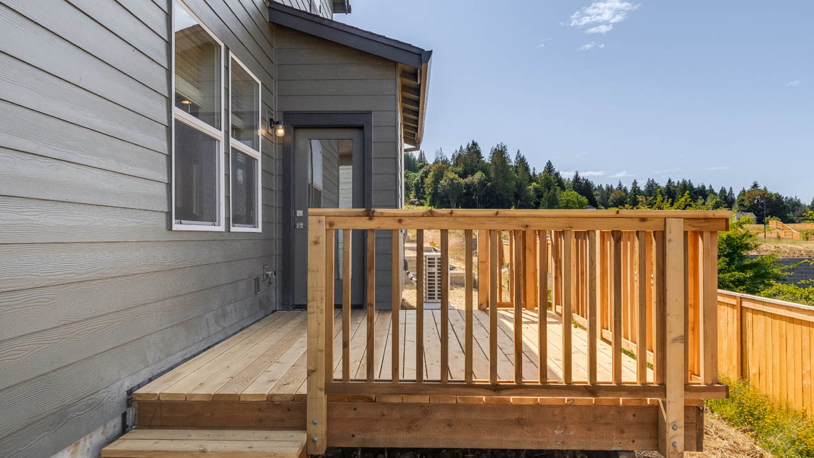 Avery Terrace deck that views out to green space