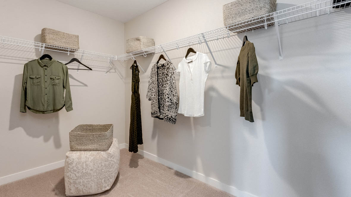 Avery Terrace Walk in closet with white wire shelving
