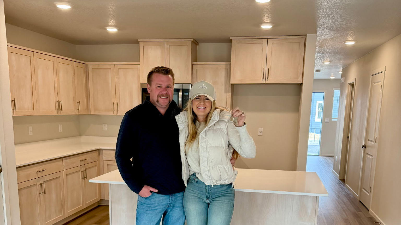 Blue Pearl Happy Homeowner 002