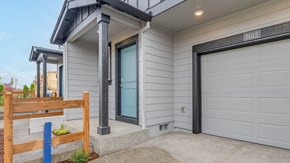 Blue Pearl MF15 townhomes elevation b