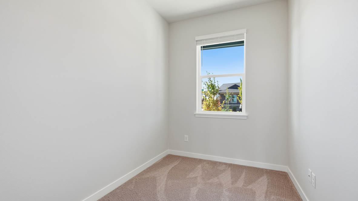 Stevens Ranch den