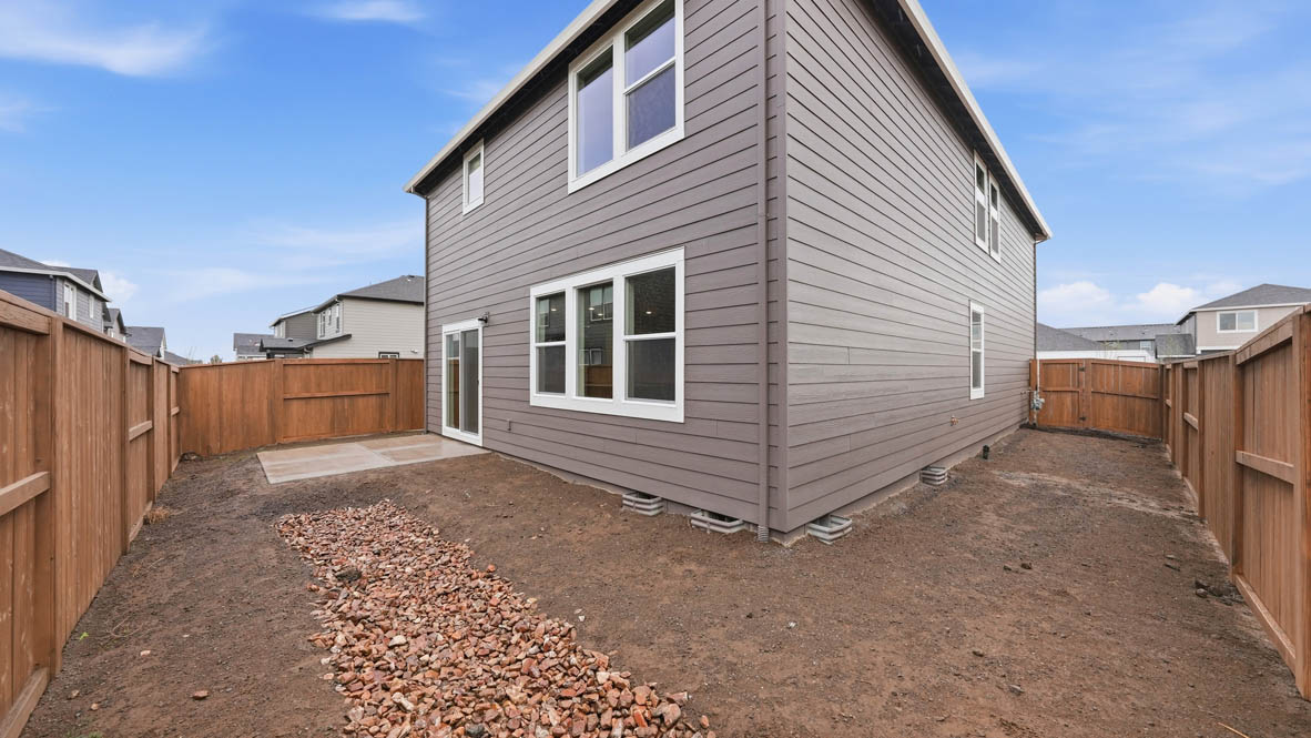 Stevens Ranch Backyard