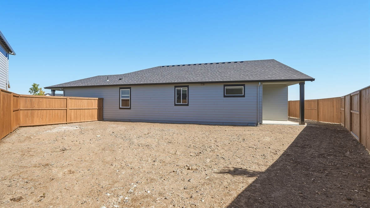 Stevens Ranch Backyard Image Home of the Week