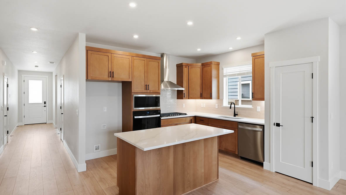 Maple WR35D Kitchen