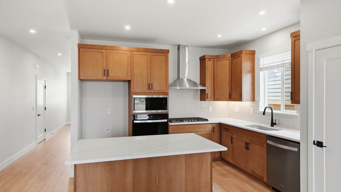 Maple WR35D Kitchen