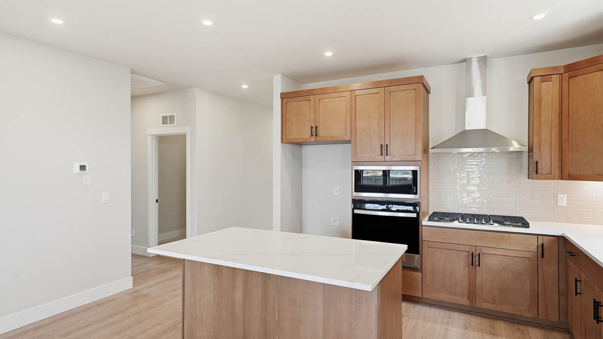 Maple WR35D Kitchen