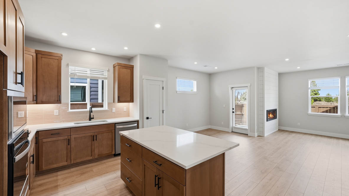 Maple WR35D Kitchen