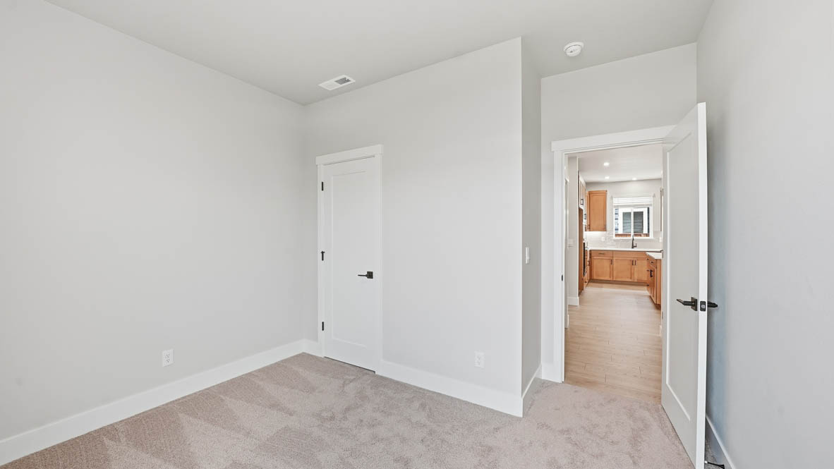 WR35 D Bedroom