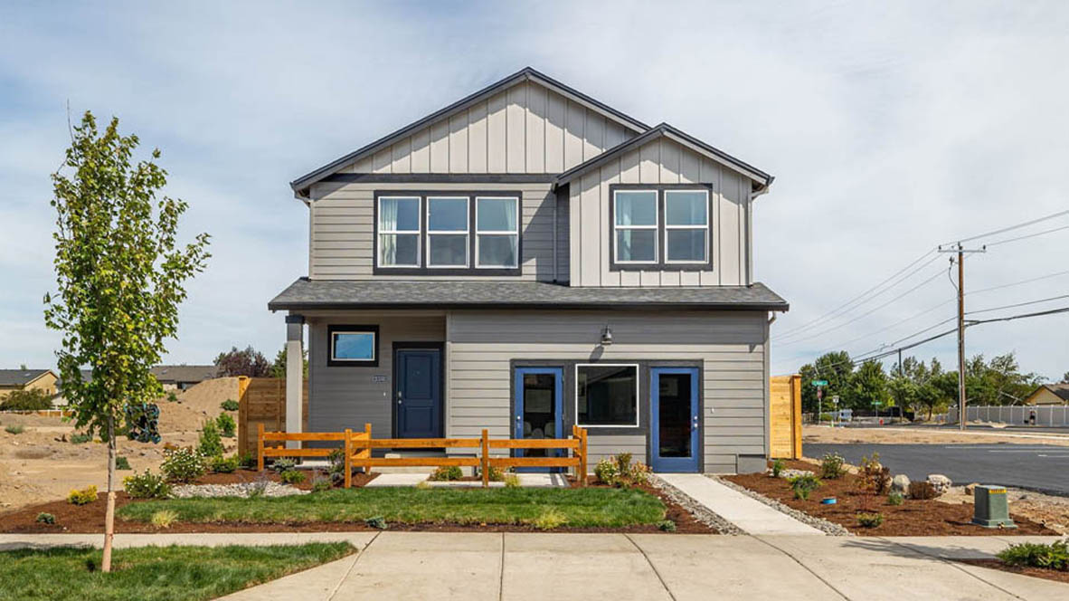 Monrovia Ballard S150C Exterior