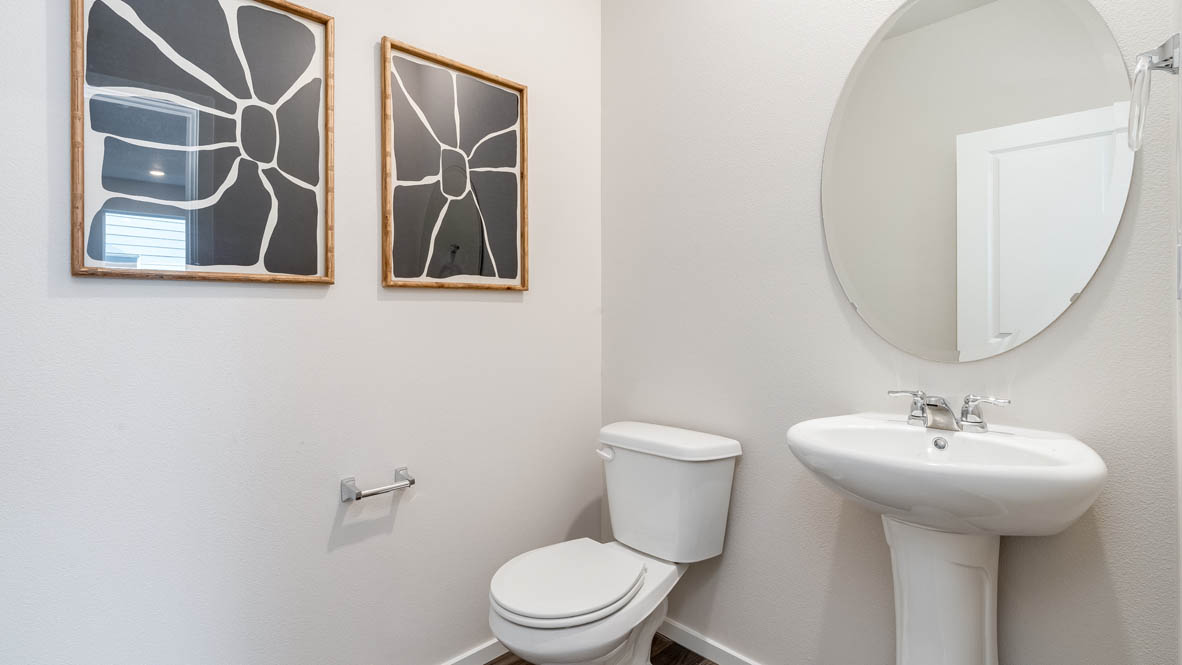 Marcola Meadows Powder Room