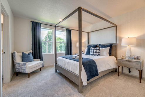 Marcola Meadows Bedroom with two windows