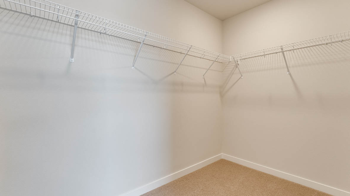 Sorrento Estates walk in closet