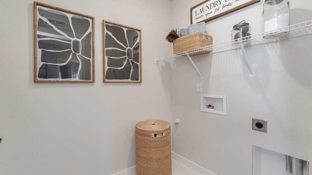Sorrento Estates laundry room